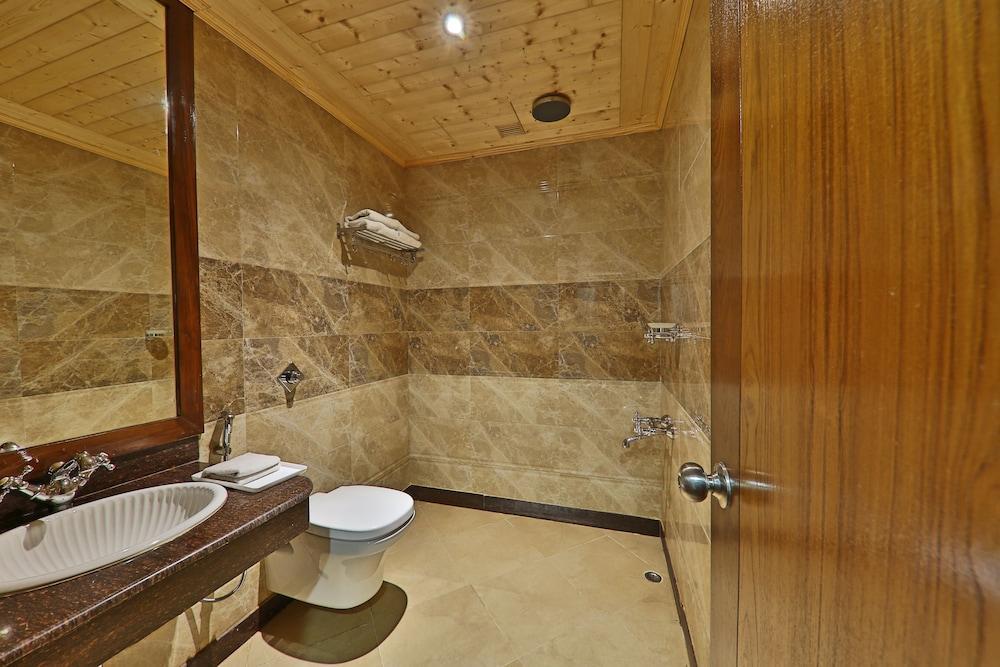Hotel Manali Heights Bagian luar foto
