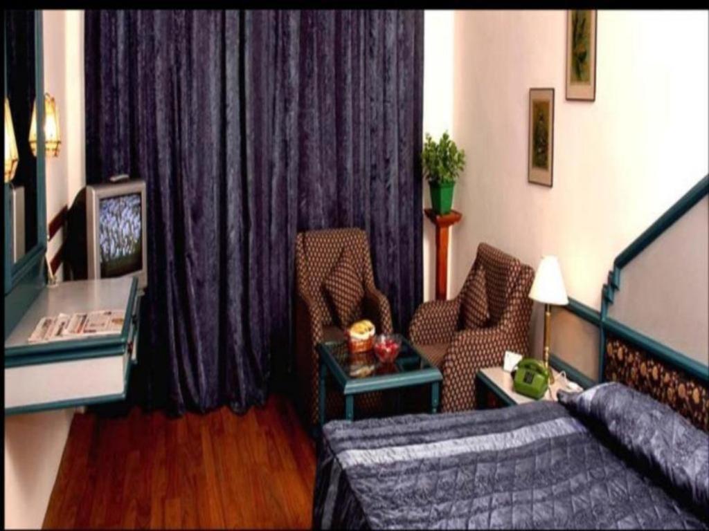 Hotel Manali Heights Bagian luar foto