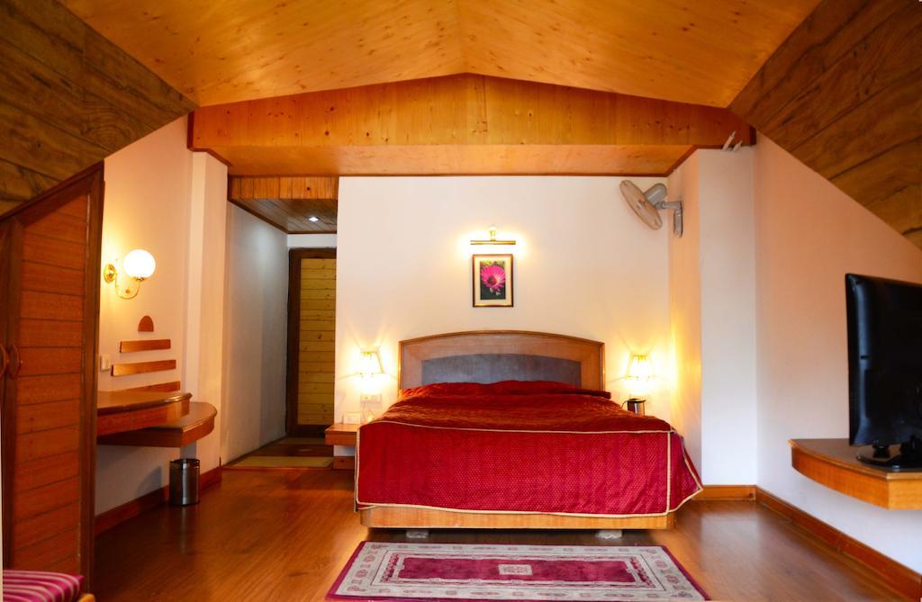 Hotel Manali Heights Bagian luar foto
