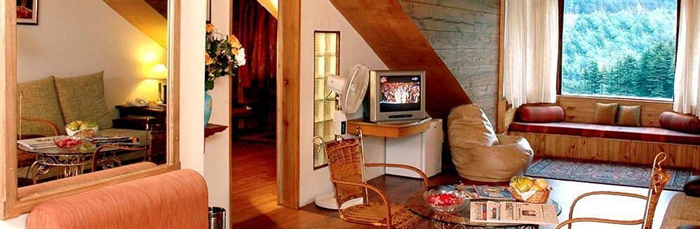 Hotel Manali Heights Bagian luar foto