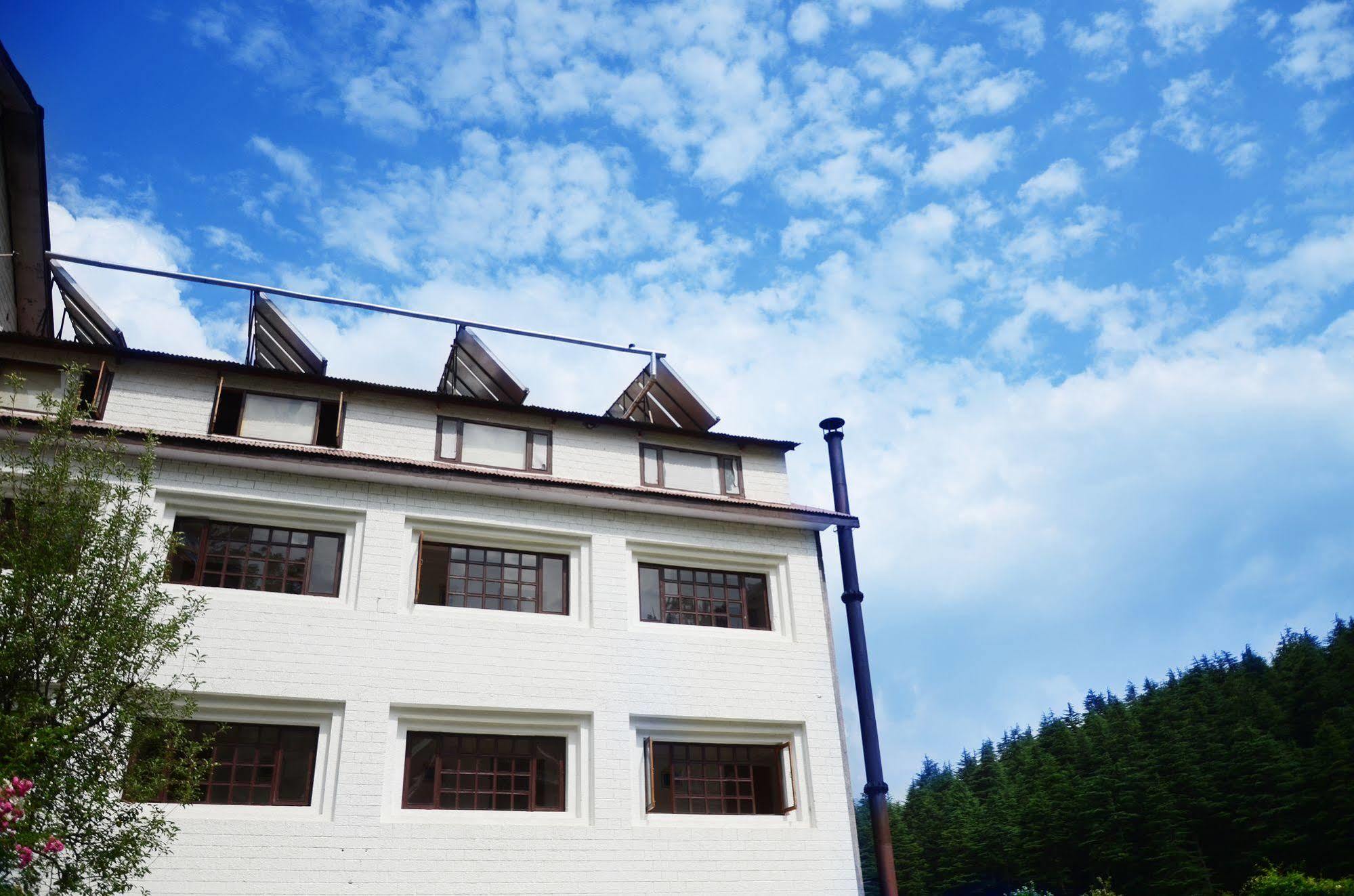 Hotel Manali Heights Bagian luar foto