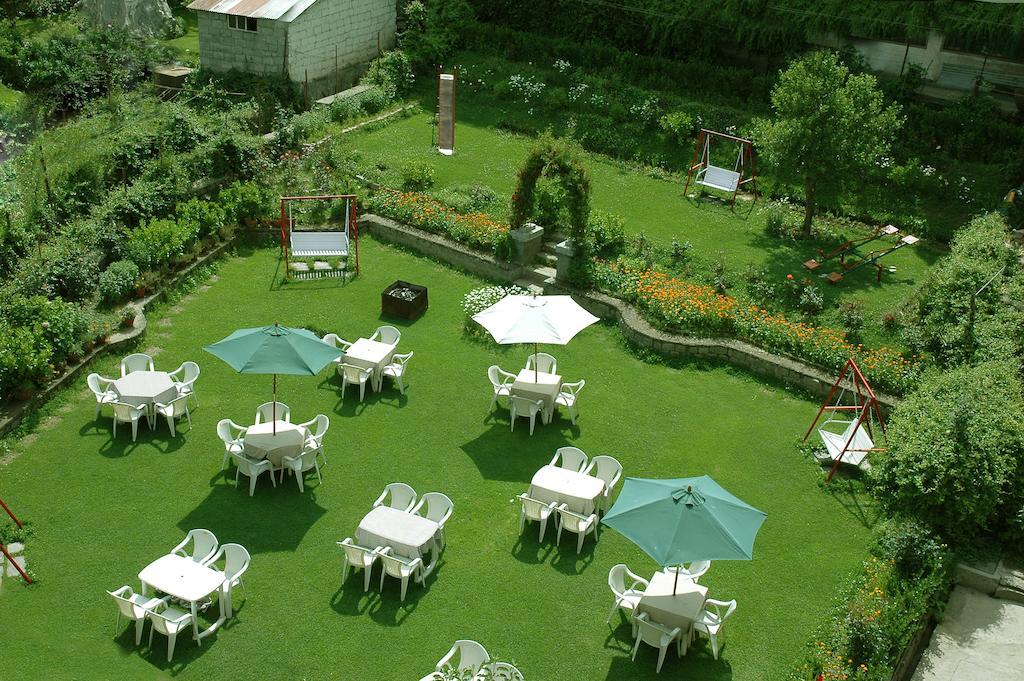 Hotel Manali Heights Bagian luar foto